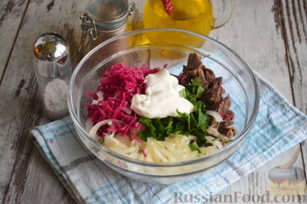Салат &laquo;Ташкент&raquo; с говядиной и редькой