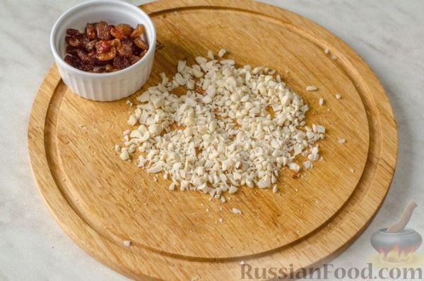 Сырники с тыквой, орехами и изюмом